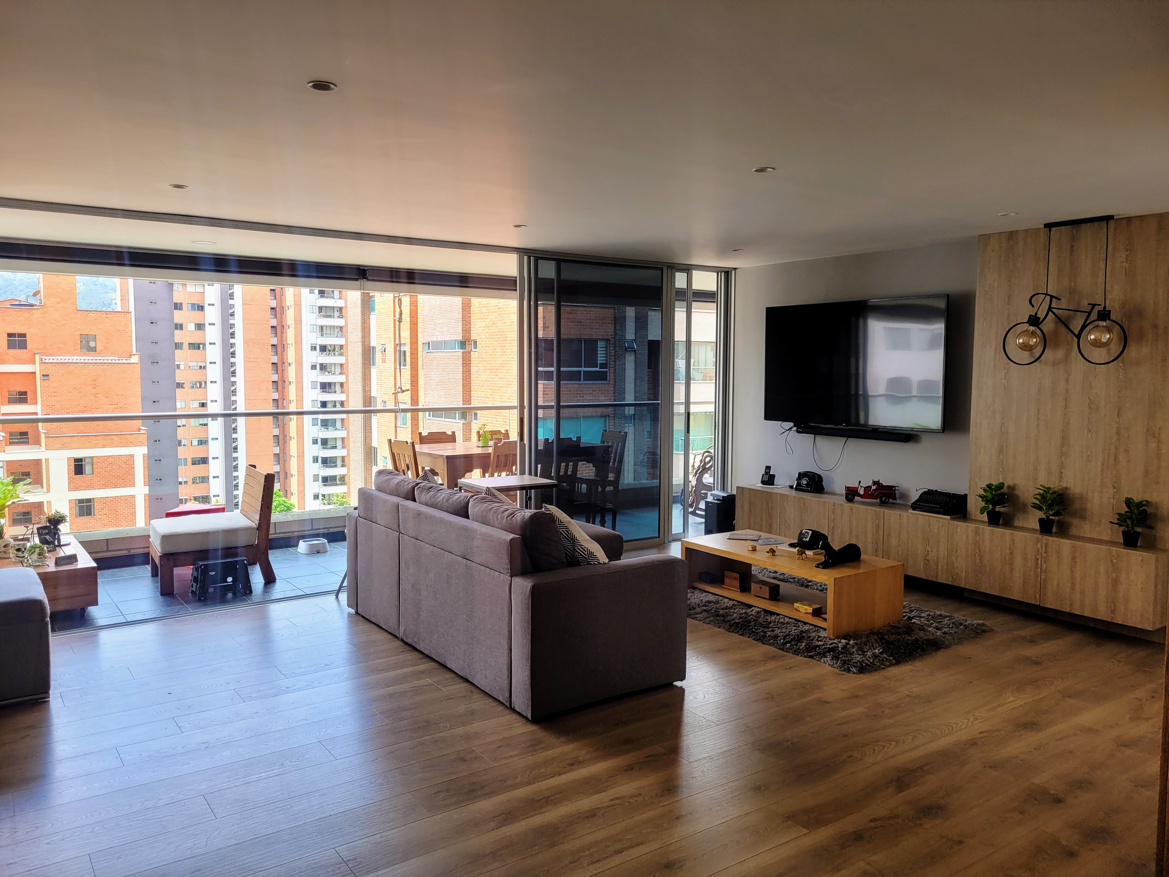 Apartamento en  Venta en Zuñiga, Envigado