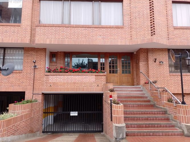 Apartamento en venta en Chico Norte, Bogotá · foto 2 de 24