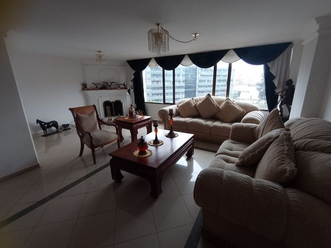 Apartamento en venta en Chico Norte, Bogotá · foto 5 de 24