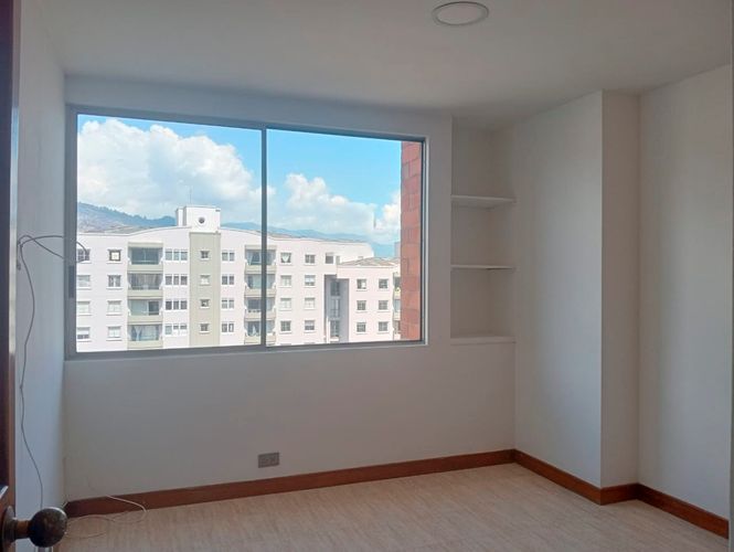 Apartamento de 3 alcobas en arriendo en Laureles, Medellín, 115 m² · foto 10 de 19