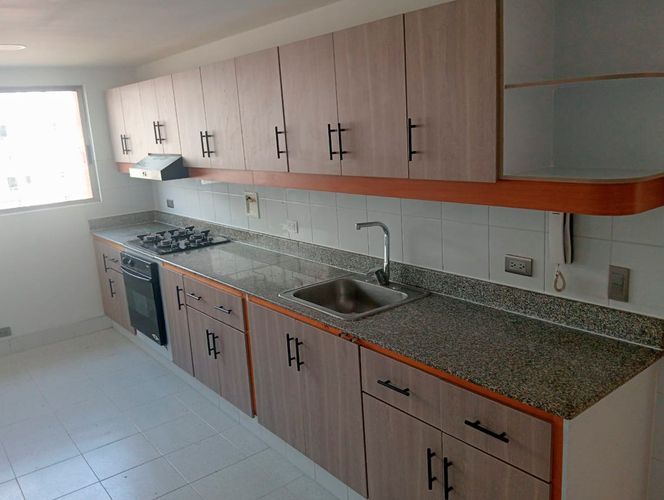 Apartamento de 3 alcobas en arriendo en Laureles, Medellín, 115 m² · foto 15 de 19
