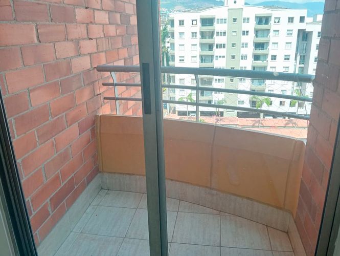 Apartamento de 3 alcobas en arriendo en Laureles, Medellín, 115 m² · foto 16 de 19