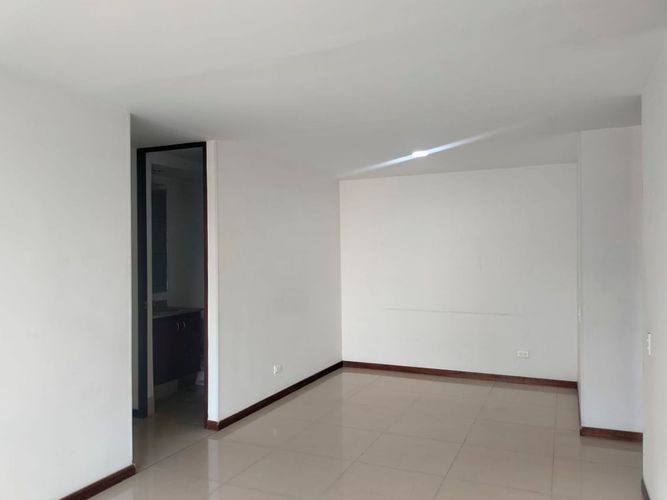Apartamento de 3 alcobas en arriendo en El Poblado, Medellín, 72 m² · foto 4 de 20