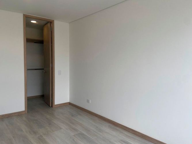 Apartamento de 3 alcobas en venta en San Jose, Sabaneta, 83 m² · foto 13 de 20