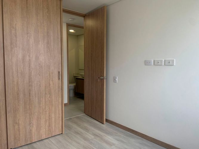 Apartamento de 3 alcobas en venta en San Jose, Sabaneta, 83 m² · foto 17 de 20