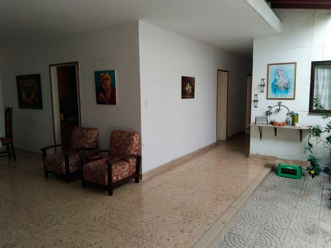 Local en arriendo en Laureles, Medellín, 300 m² · foto 3 de 18