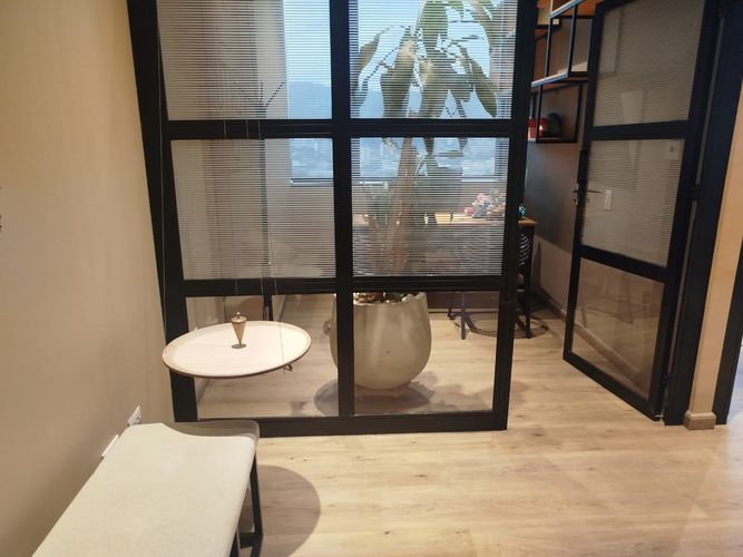 Oficina en arriendo en El Poblado, Medellín, 46 m² · foto 5 de 15