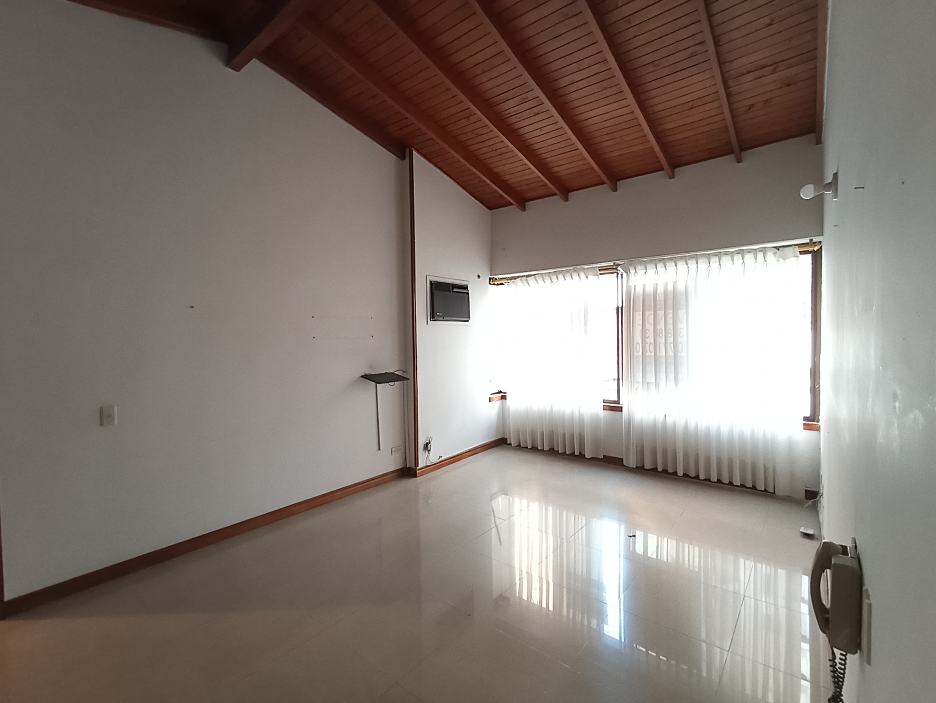 Casa en venta en Los Alamos, Pereira · foto 3 de 24
