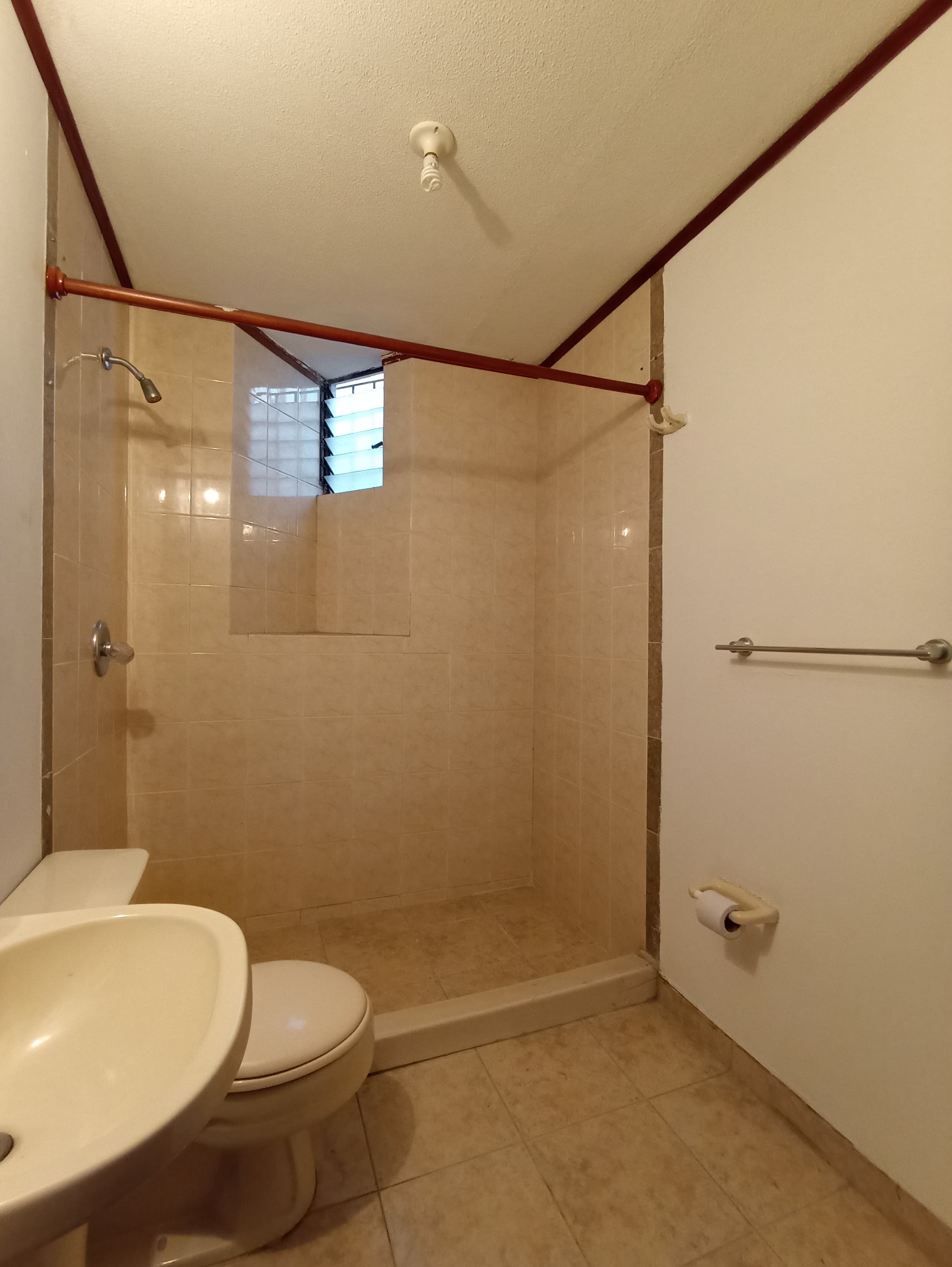 Casa en venta en Los Alamos, Pereira · foto 8 de 24
