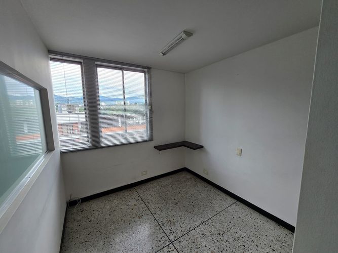 Consultorio en venta en Sector Plaza De Bolivar, Pereira, 19 m² · foto 5 de 6