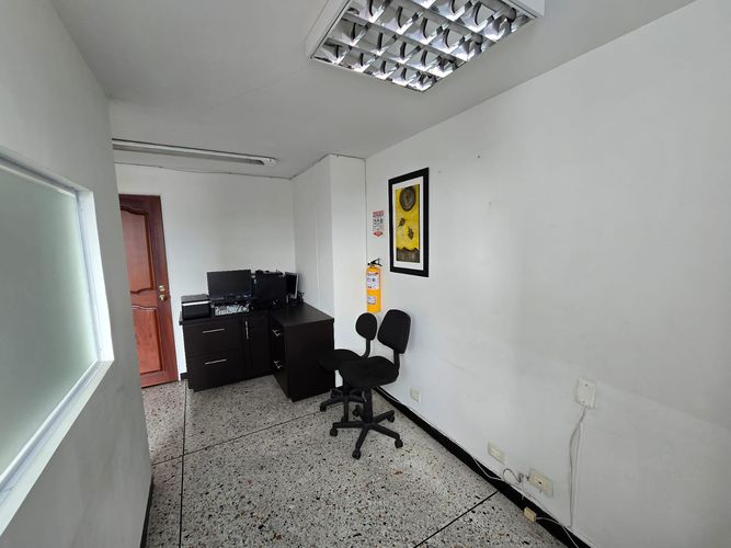 Consultorio en venta en Sector Plaza De Bolivar, Pereira, 19 m² · foto 6 de 6