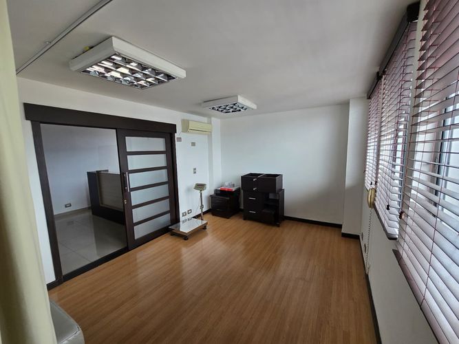 Consultorio en venta en Sector Plaza De Bolivar, Pereira, 41 m² · foto 11 de 11