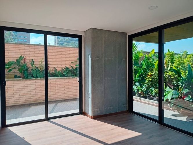 Apartamento de 3 alcobas en arriendo en El Poblado, Medellín, 132 m² · foto 12 de 15