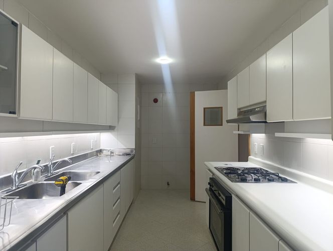 Apartamento de 3 alcobas en arriendo en El Poblado, Medellín, 175 m² · foto 6 de 20