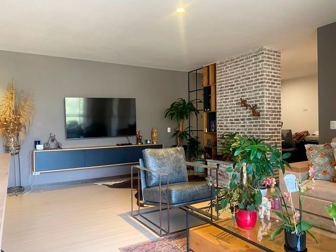 Apartamento de 2 alcobas en arriendo en Loma Del Esmeraldal, Envigado, 114 m² · foto 2 de 19