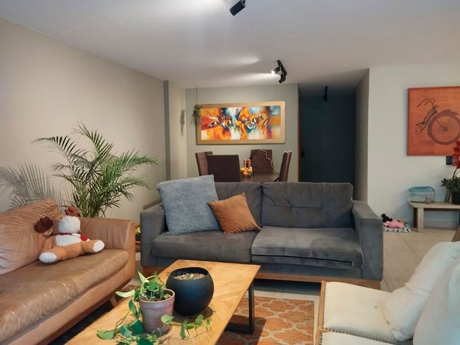 Casa de 4 alcobas en venta en El Poblado, Medellín, 156 m² · foto 3 de 16