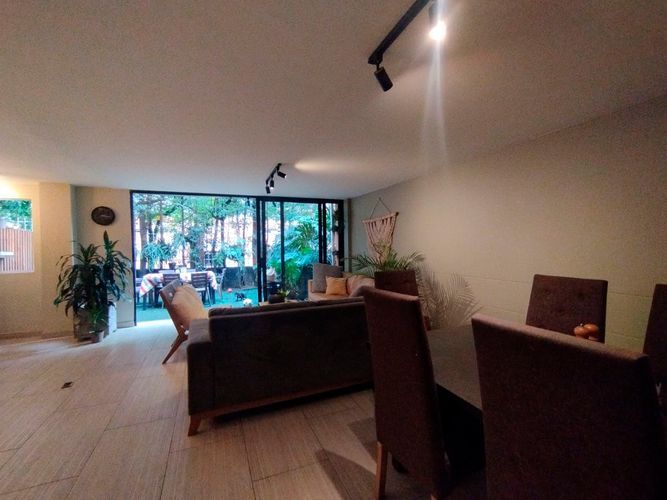 Casa de 4 alcobas en arriendo en El Poblado, Medellín, 156 m² · foto 8 de 16