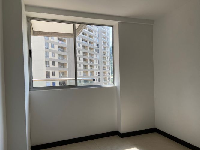 Apartamento de 3 alcobas en arriendo en San Jose, Sabaneta, 106 m² · foto 11 de 19
