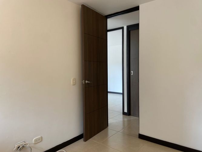 Apartamento de 3 alcobas en arriendo en San Jose, Sabaneta, 106 m² · foto 15 de 19