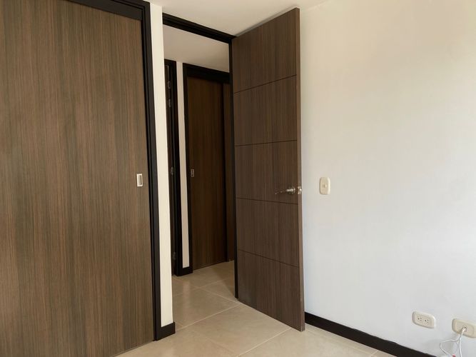 Apartamento de 3 alcobas en arriendo en San Jose, Sabaneta, 106 m² · foto 17 de 19