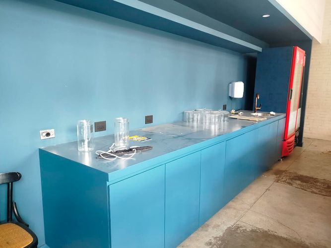 Local en arriendo en El Poblado, Medellín, 230 m² · foto 2 de 14