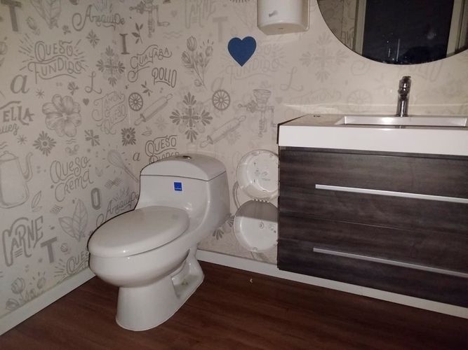 Local en arriendo en El Poblado, Medellín, 230 m² · foto 12 de 14