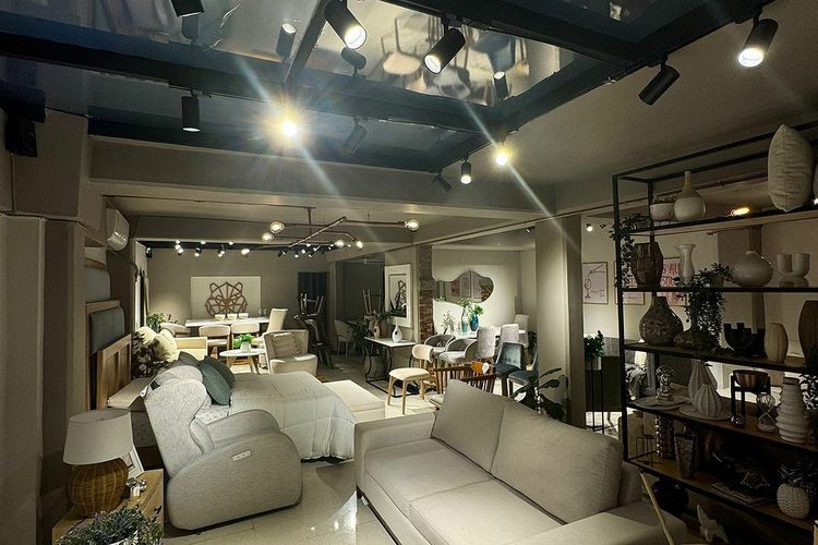 Local en arriendo en El Poblado, Medellín, 170 m² · foto 3 de 6
