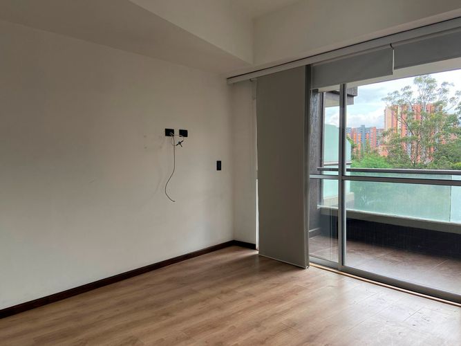 Apartamento de 3 alcobas en venta en La Barquereña, Sabaneta, 95 m² · foto 2 de 20