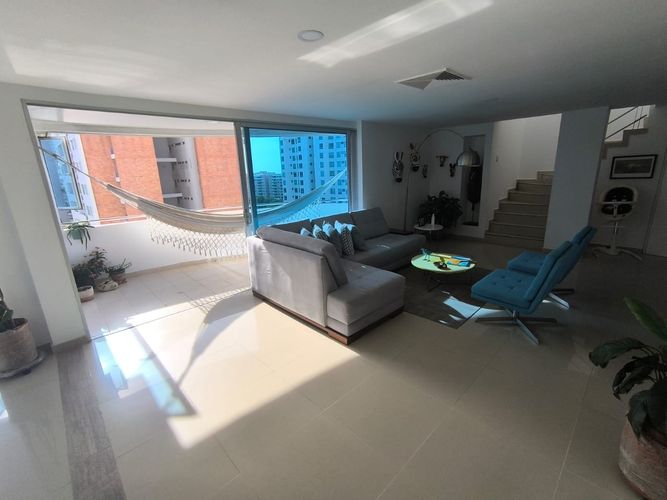 Apartamento de 3 alcobas en venta en Altos De Riomar, Barranquilla, 234 m² · foto 5 de 24