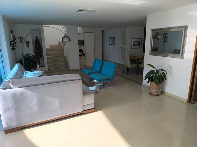 Apartamento de 3 alcobas en venta en Altos De Riomar, Barranquilla, 234 m² · foto 6 de 24