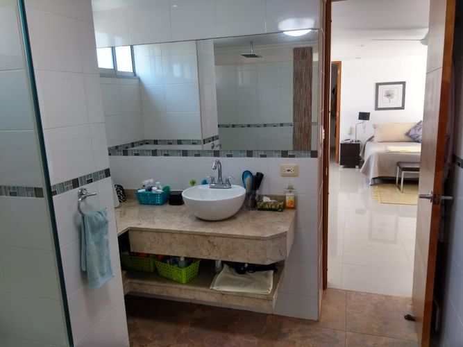 Apartamento de 3 alcobas en venta en Altos De Riomar, Barranquilla, 234 m² · foto 19 de 24