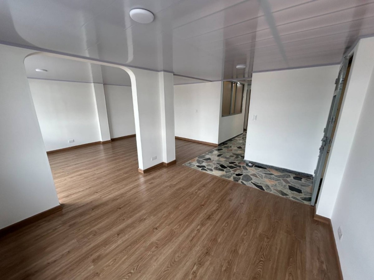 Apartamento en venta en Santa Isabel, Bogotá · foto 3 de 20