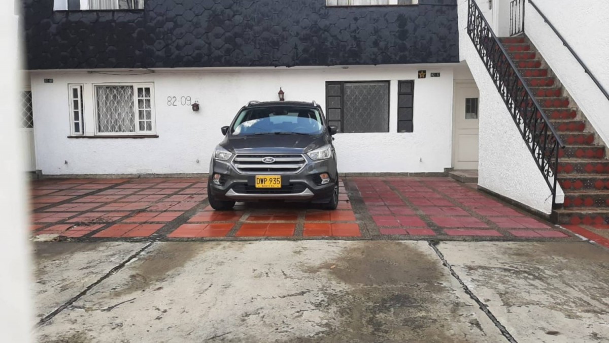 Apartamento en venta en Modelia, Bogotá · foto 2 de 24