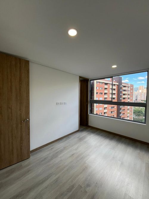 Apartamento en arriendo en Loma De La Doctora, Sabaneta, 85 m² · foto 9 de 15