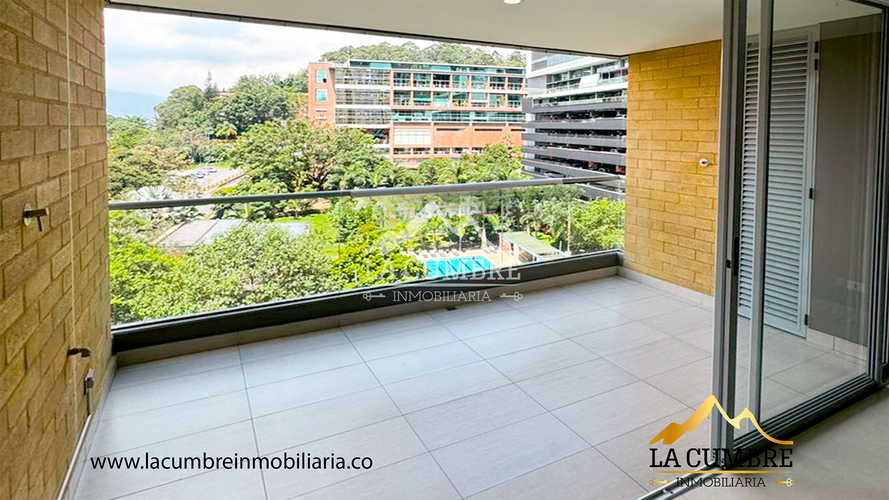 Apartamento de 3 alcobas en venta en Castropol, Medellín, 136 m² · foto 6 de 14
