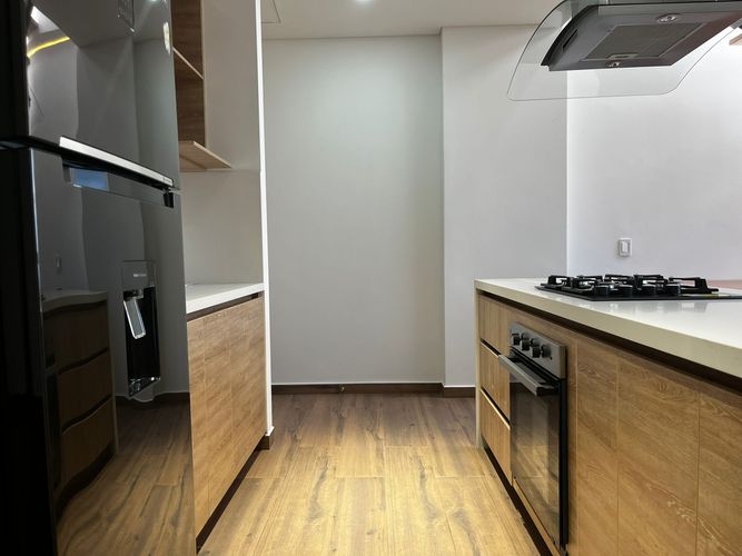 Apartamento de 3 alcobas en arriendo en Escobero, Envigado, 166 m² · foto 8 de 19