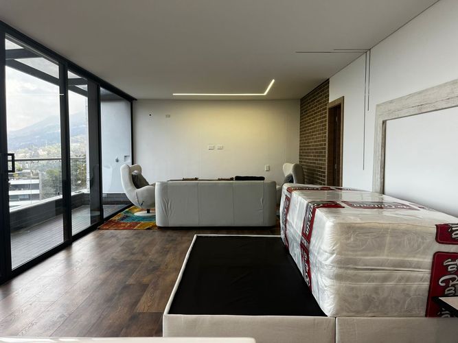 Apartamento de 3 alcobas en arriendo en Escobero, Envigado, 166 m² · foto 4 de 19