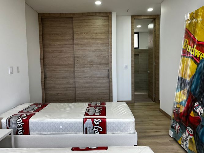 Apartamento de 3 alcobas en arriendo en Escobero, Envigado, 166 m² · foto 10 de 19
