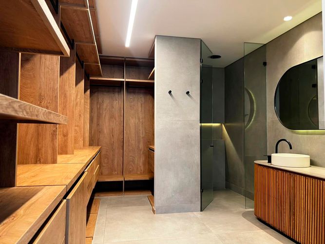 Apartamento de 2 alcobas en arriendo en El Poblado, Medellín, 198 m² · foto 7 de 18