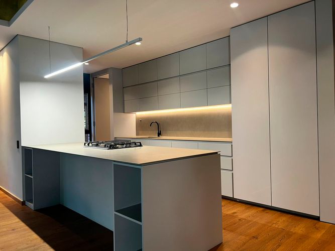 Apartamento de 2 alcobas en arriendo en El Poblado, Medellín, 198 m² · foto 9 de 18