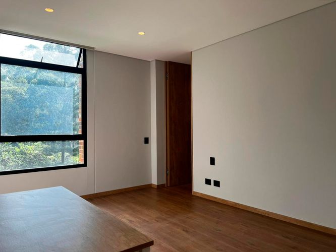 Apartamento de 2 alcobas en arriendo en El Poblado, Medellín, 198 m² · foto 14 de 18