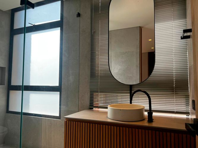 Apartamento de 2 alcobas en arriendo en El Poblado, Medellín, 198 m² · foto 16 de 18