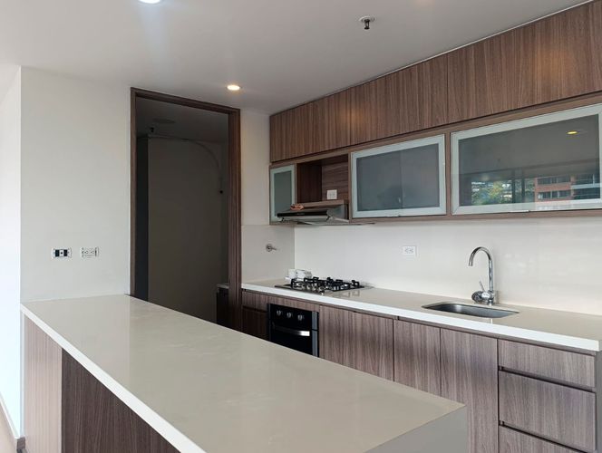 Apartamento de 3 alcobas en arriendo en Altos Del Poblado, Medellín, 112 m² · foto 7 de 16