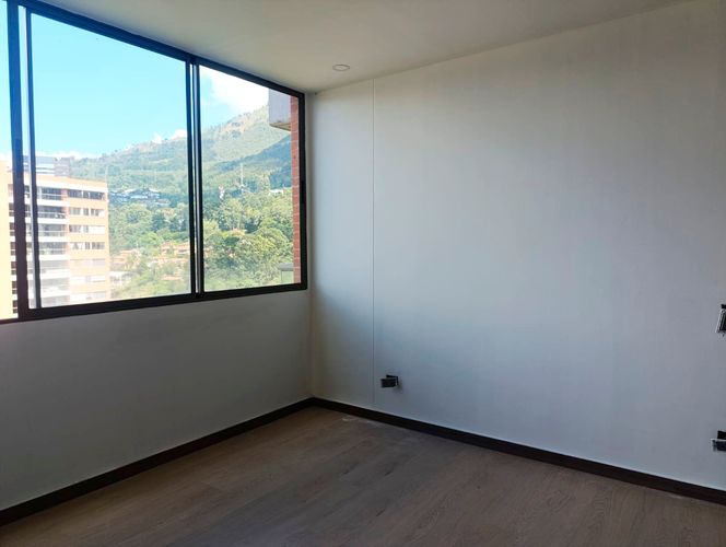 Apartamento de 3 alcobas en arriendo en Altos Del Poblado, Medellín, 112 m² · foto 10 de 16