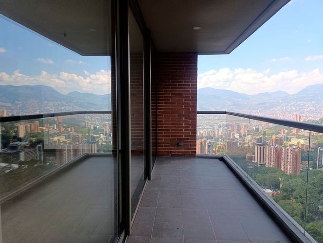 Apartamento de 3 alcobas en arriendo en Altos Del Poblado, Medellín, 112 m² · foto 16 de 16