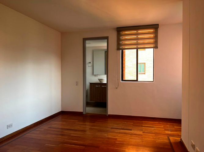 Apartamento de 3 alcobas en arriendo en El Poblado, Medellín, 174 m² · foto 11 de 17