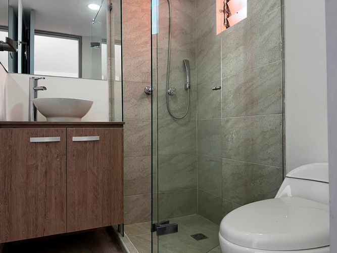 Apartamento de 3 alcobas en arriendo en El Poblado, Medellín, 174 m² · foto 17 de 17
