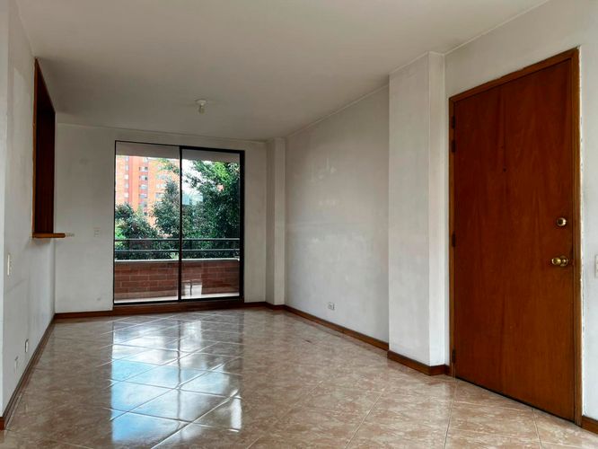 Apartamento de 3 alcobas en arriendo en El Poblado, Medellín, 120 m² · foto 2 de 18