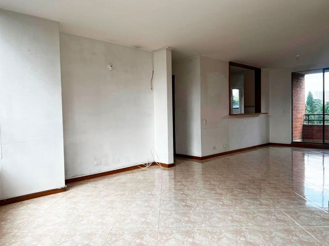 Apartamento de 3 alcobas en arriendo en El Poblado, Medellín, 120 m² · foto 5 de 18