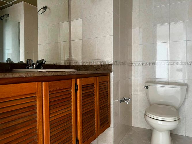 Apartamento de 3 alcobas en arriendo en El Poblado, Medellín, 120 m² · foto 16 de 18